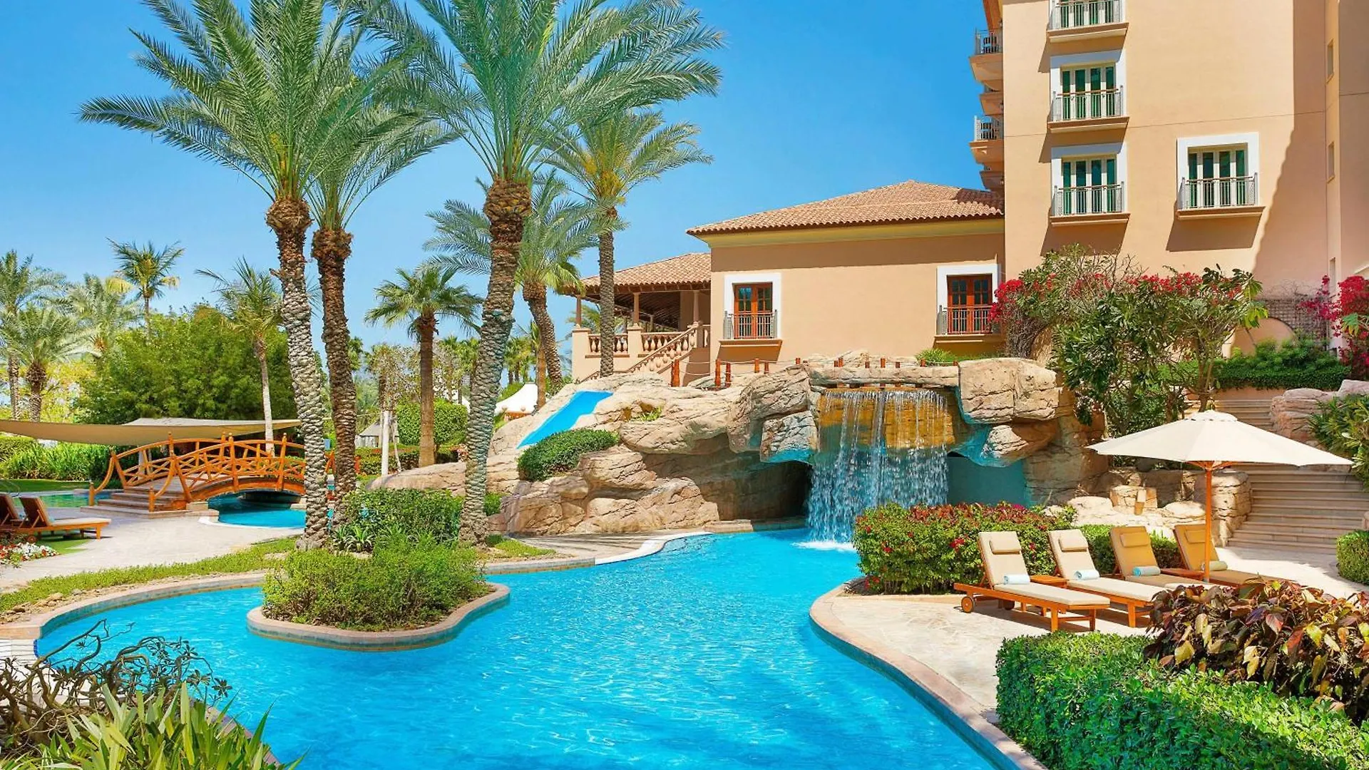 The Ritz-Carlton, Dubai Hotel Resort
