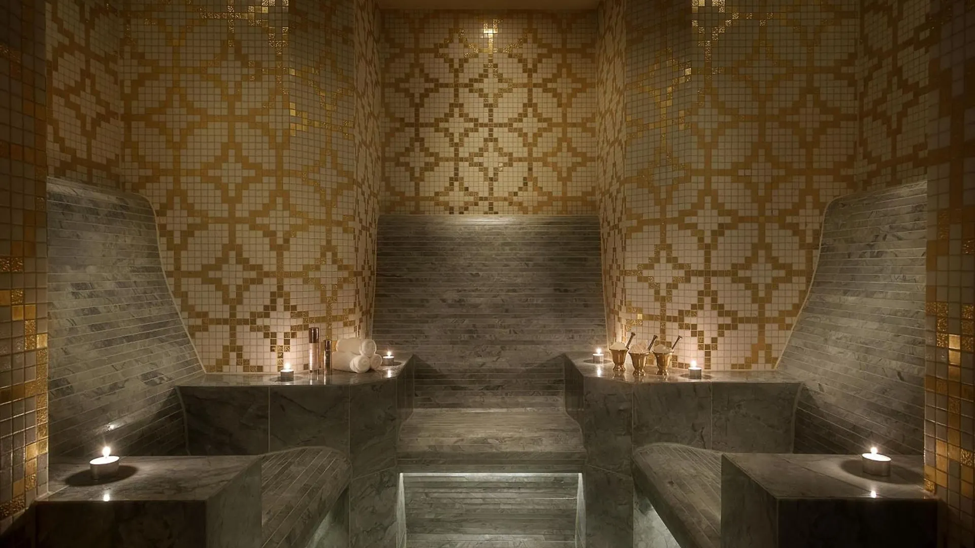 The Ritz-Carlton, Dubai Hotel 5*,  United Arab Emirates