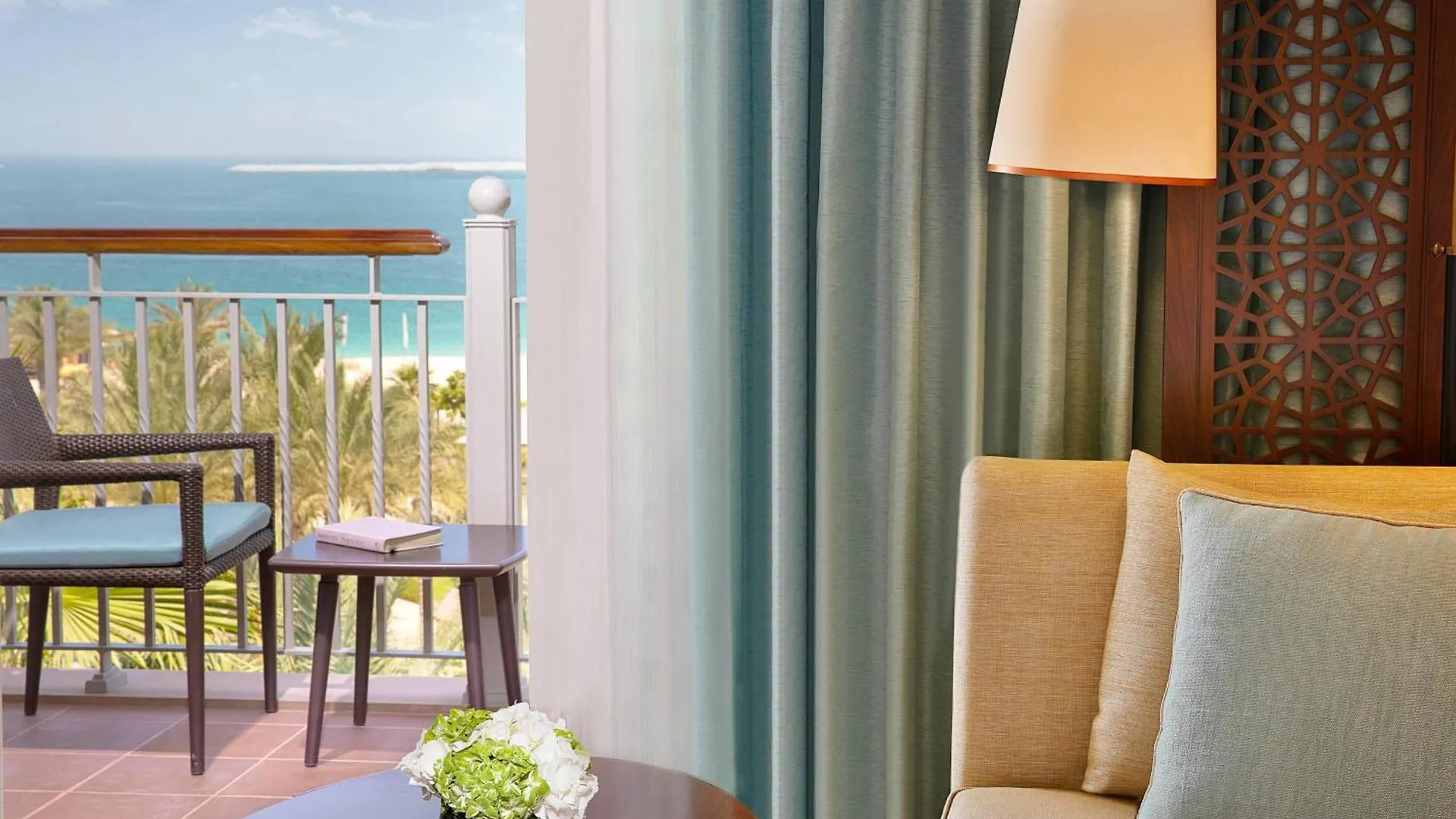 The Ritz-Carlton, Dubai Hotel Resort