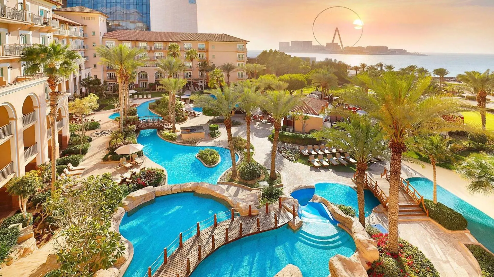 Resort The Ritz-Carlton, Dubai Hotel
