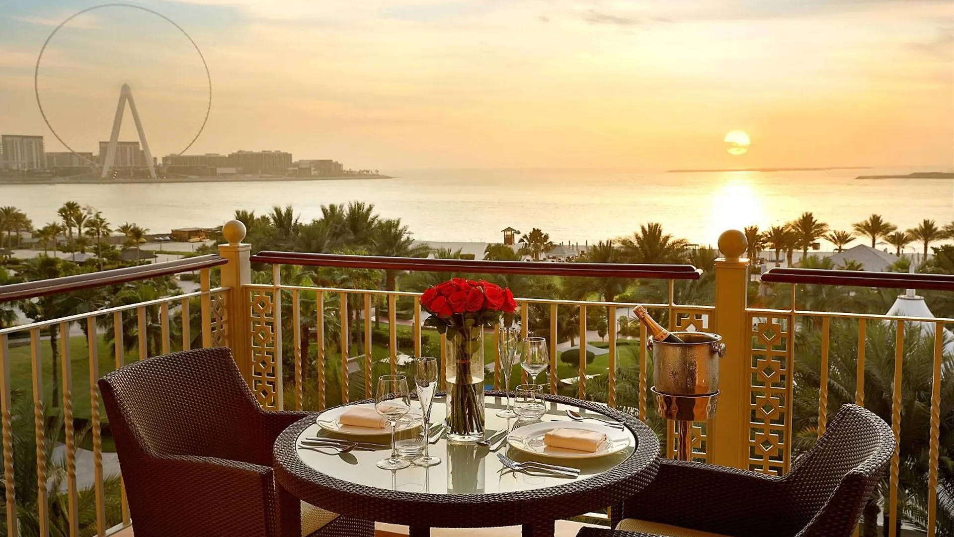The Ritz-Carlton, Dubai Ξενοδοχείο 5*,