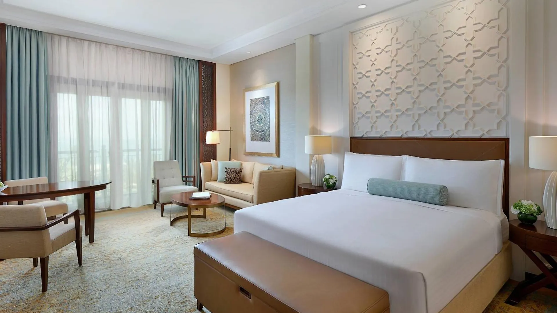 The Ritz-Carlton, Dubai Ξενοδοχείο